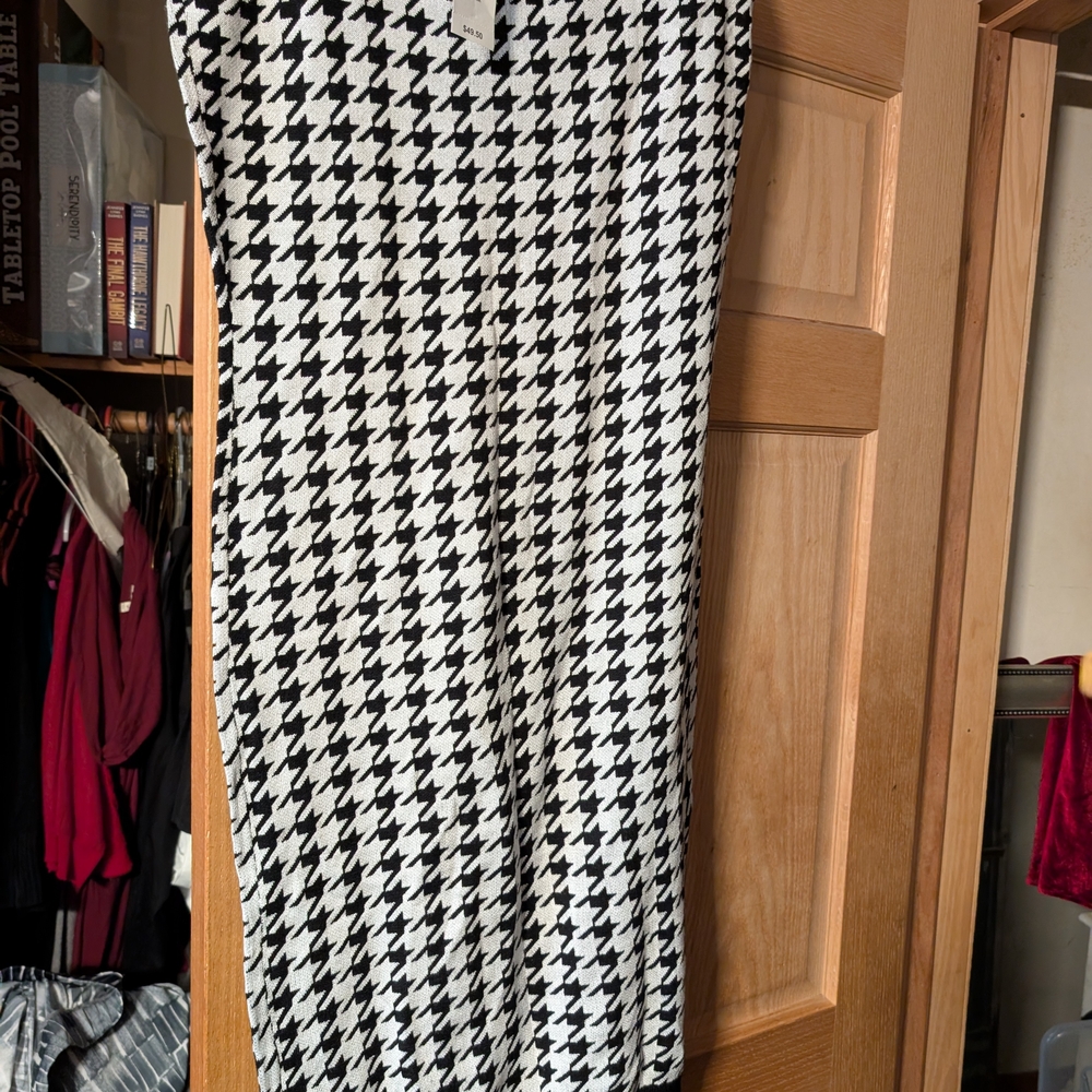 Ashley Stewart Black and White Houndstooth Skirt
